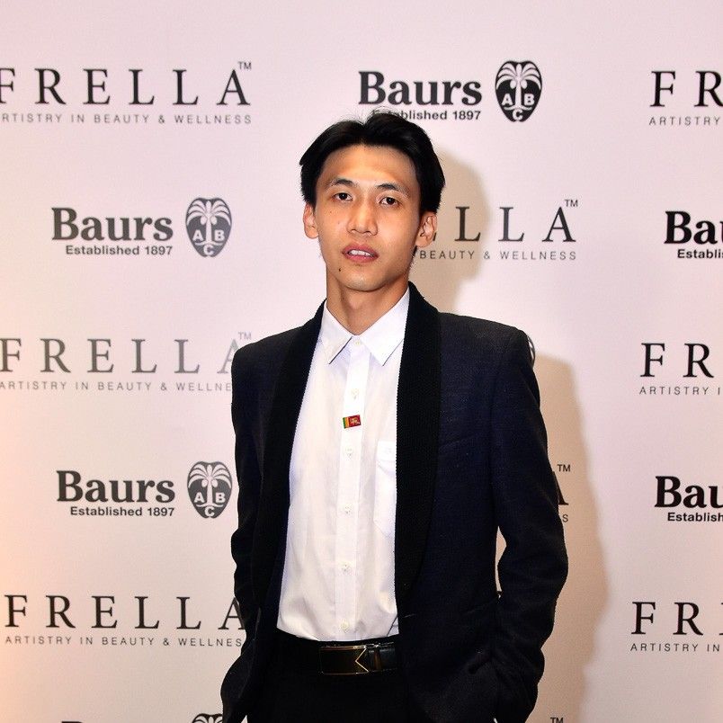 Simon Tran